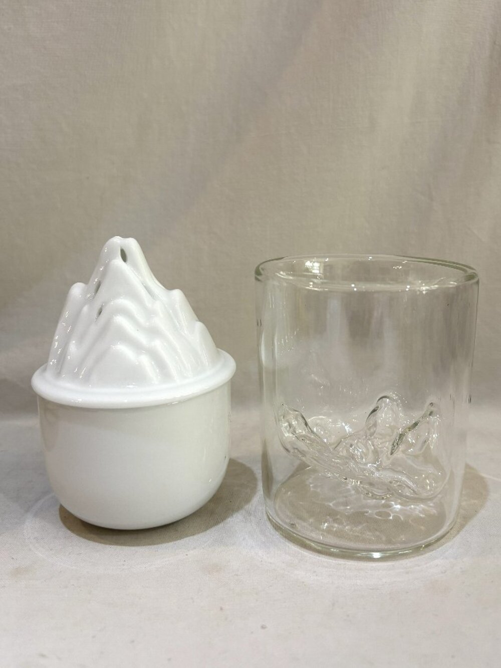 Fine Porcelain Mountain Infuser & Clear Double Wall Glass Teacup